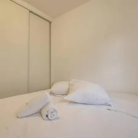 Fissiaux - Agreable T4 Nid Douillet De Lonchamp Marseille
